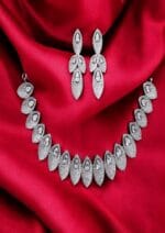 Dazzling Leaf Necklace Set