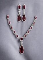 Red Rose Harmony Necklace Set